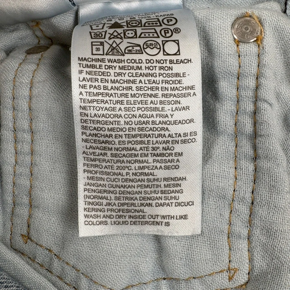 Levis levi 550